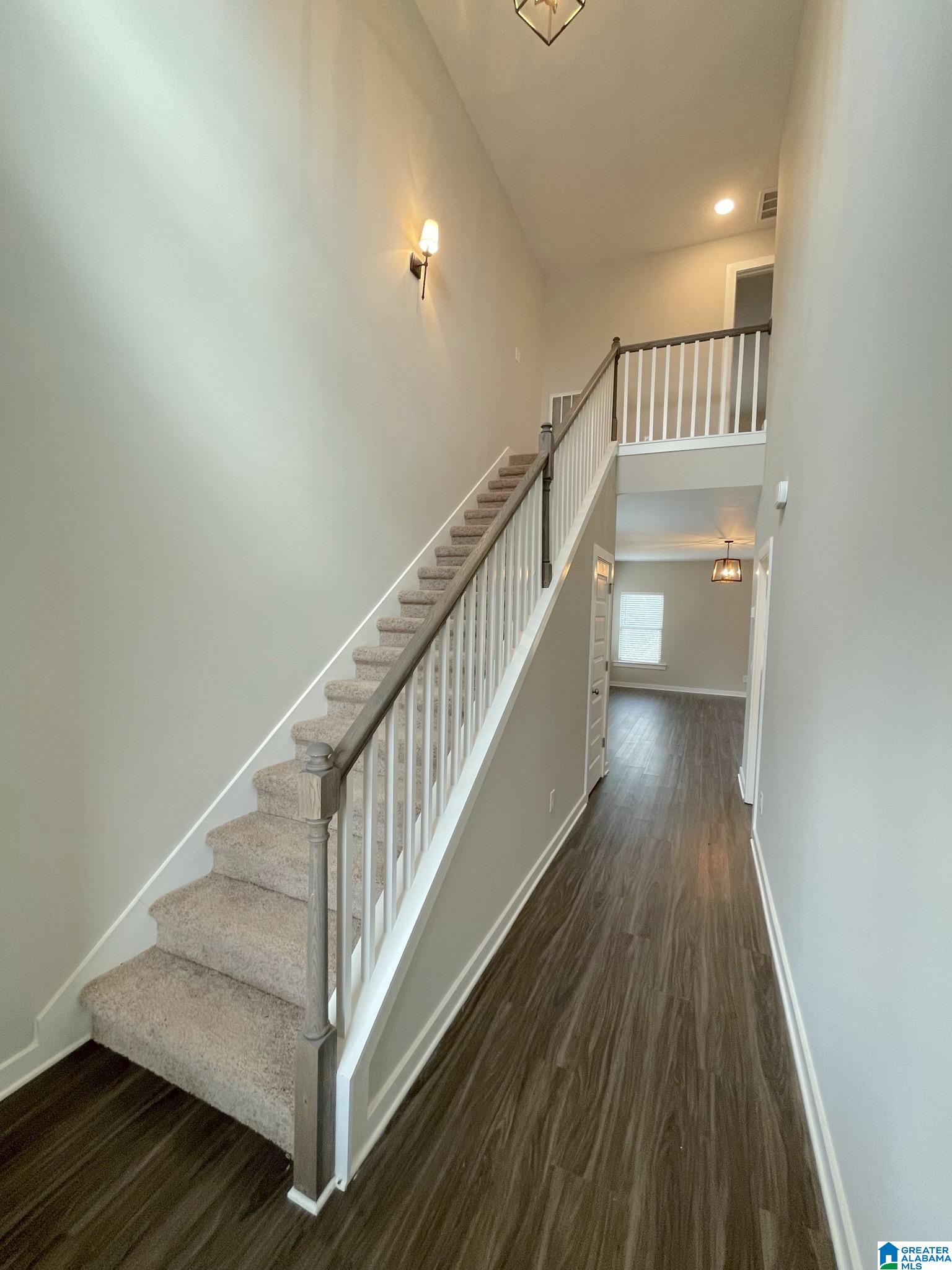 2120 Ellsworth Loop Road Cullman, AL 35055 - Photo 2 of 32