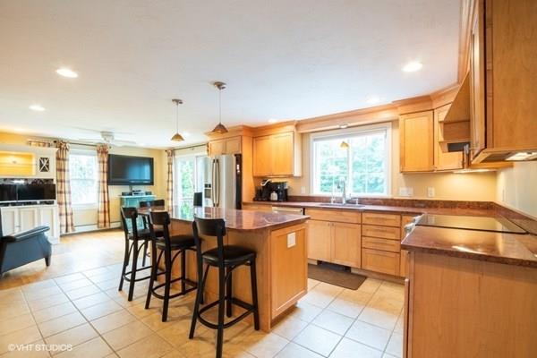 201 Ruggles Street Westborough, MA 01581 - Photo 11 of 35 Gallery Image 11