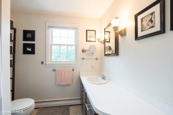 201 Ruggles Street Westborough, MA 01581 - Photo 23 of 35 Gallery Image 23