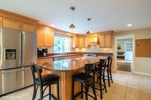 201 Ruggles Street Westborough, MA 01581 - Photo 10 of 35 Gallery Image 10