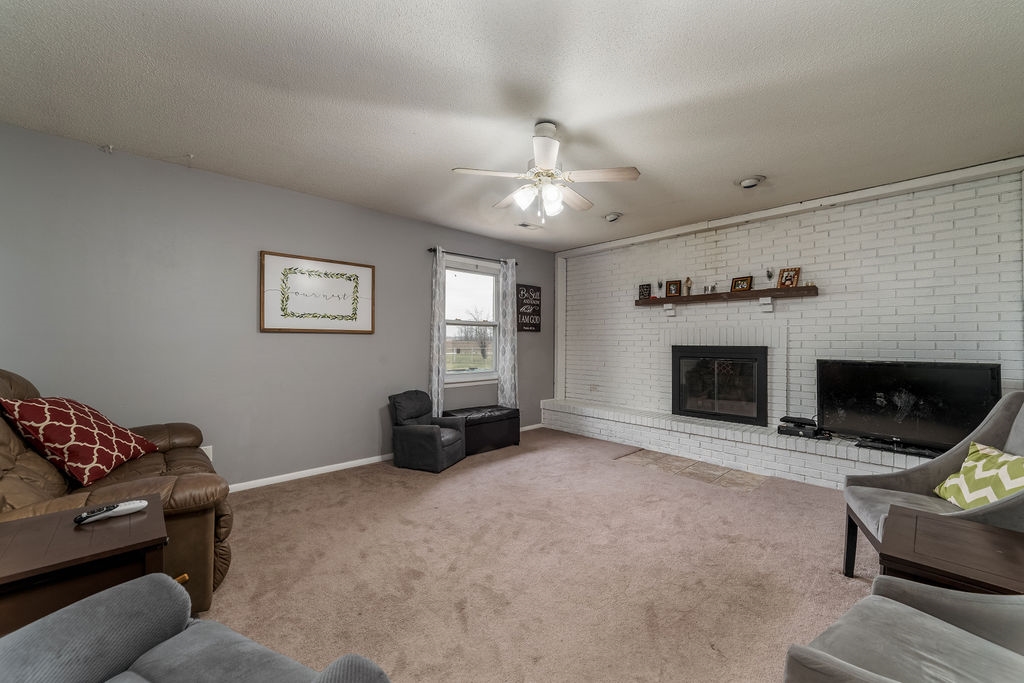 9610 North Shaffer Road Muncie, IN 47303 - Photo 9 of 17 Gallery Image 9