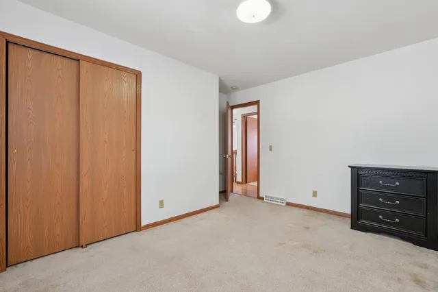 $320,000 | 401 2nd Street Northeast, Dodge Center, MN 55927