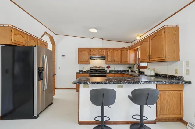 $315,000 | 401 2nd Street Northeast, Dodge Center, MN 55927