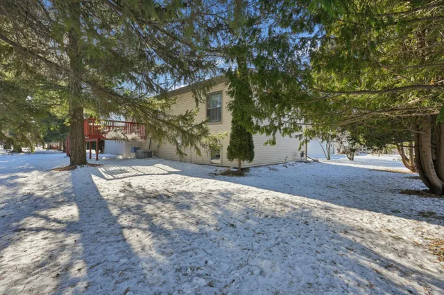 $320,000 | 401 2nd Street Northeast, Dodge Center, MN 55927