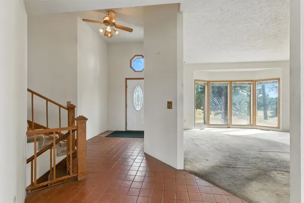 $680,000 | 14510 West Pine Bluff Road, Nine Mile Falls, WA 99026