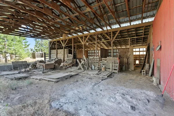 $680,000 | 14510 West Pine Bluff Road, Nine Mile Falls, WA 99026