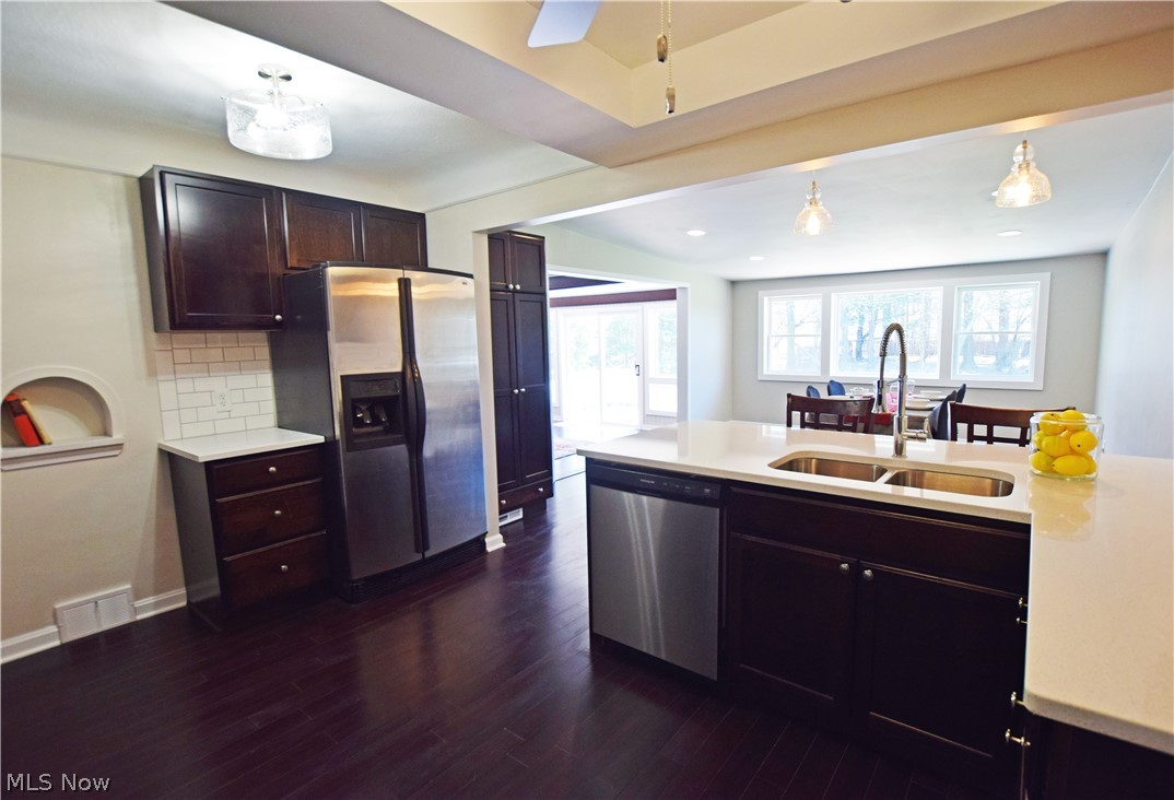 6256 Highland Road Cleveland, OH 44143 - Photo 4 of 18 Gallery Image 4