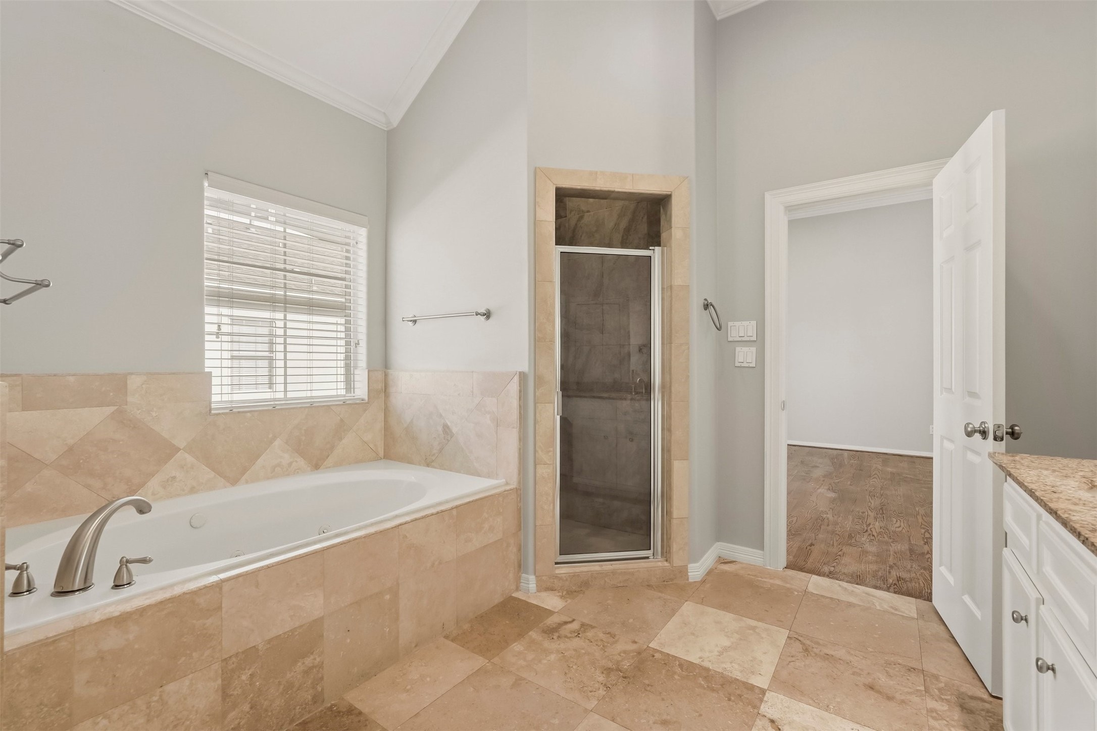 822 Stuart Street Houston, TX 77006 - Photo 25 of 27