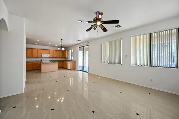 $2,550 | 1483 East Mia Lane, Gilbert, AZ 85298