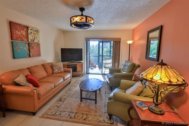 $2,600 | 4405 Sea Mist Drive, Unit 117, New Smyrna Beach, FL 32169