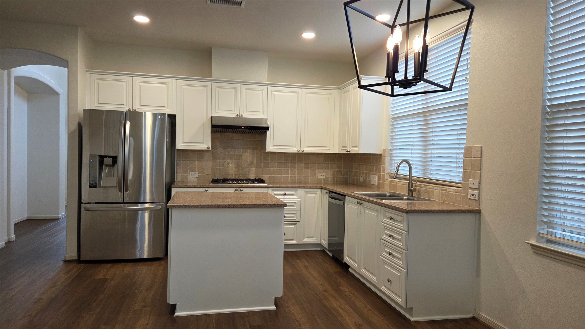 46 Dalea Place The Woodlands, TX 77382 - Photo 18 of 47