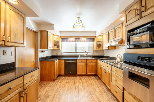 $661,000 | 19 Spring Creek Lane, Sheridan, WY 82801