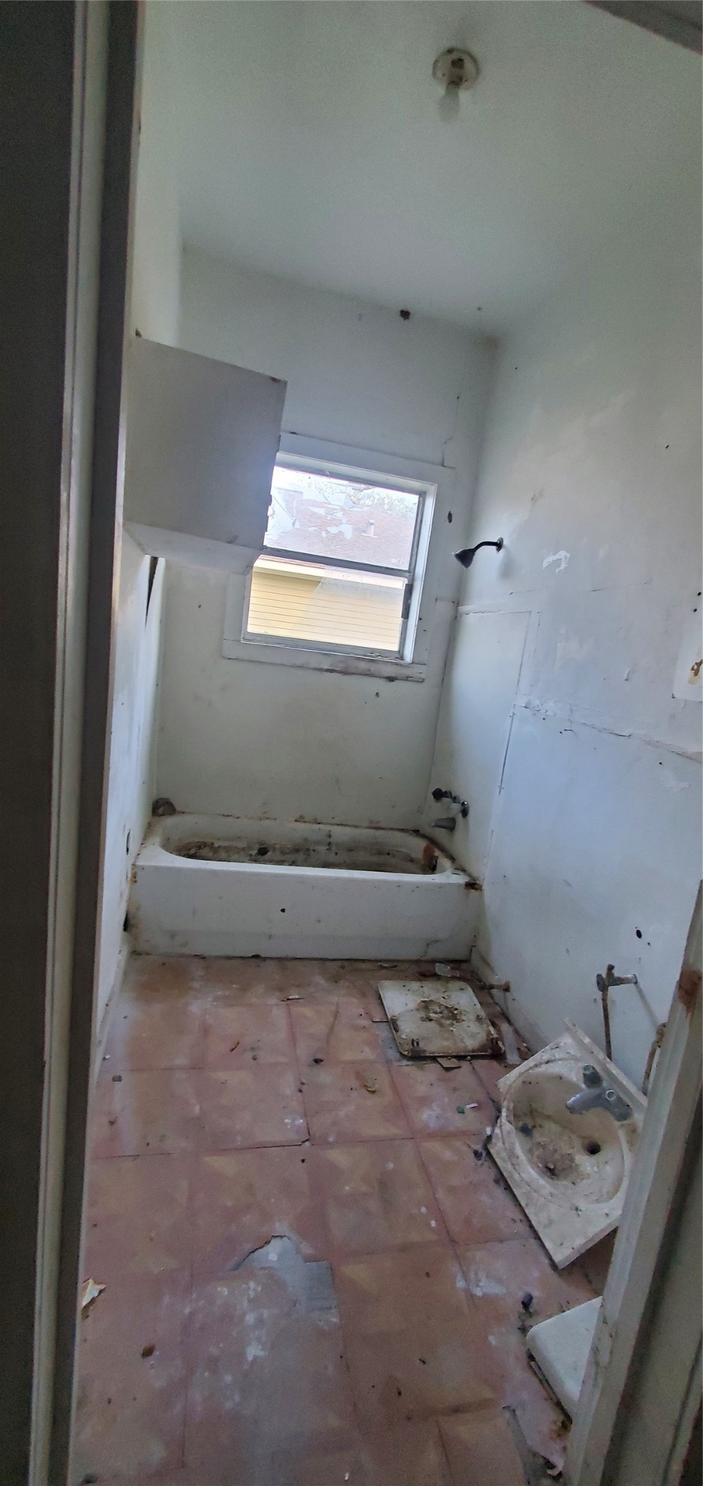 3600 Rockingham Street Houston, TX 77051 - Photo 7 of 14 a view of a room with furniture