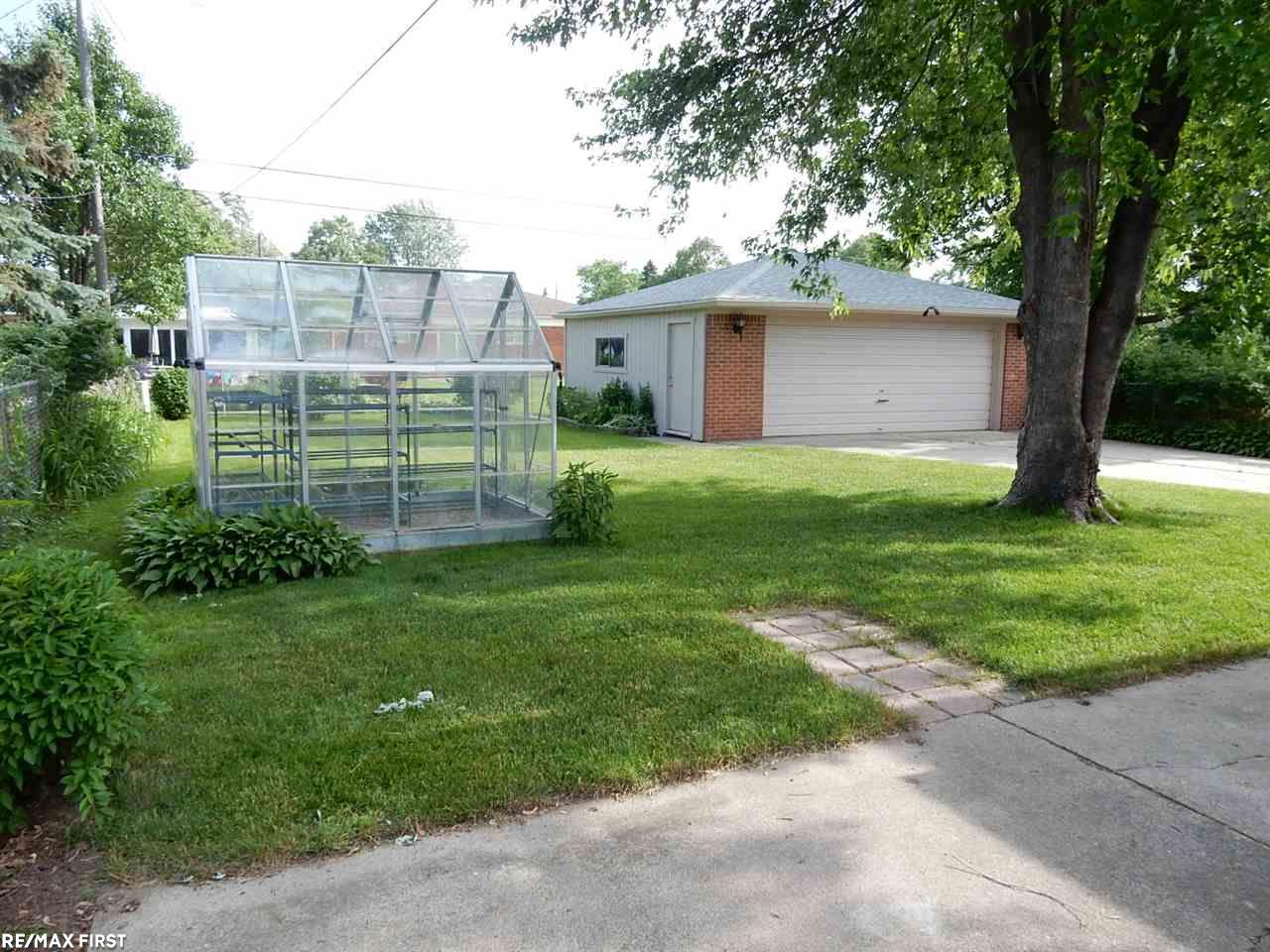 14212 Martin Road Warren, MI 48088 - Photo 2 of 18