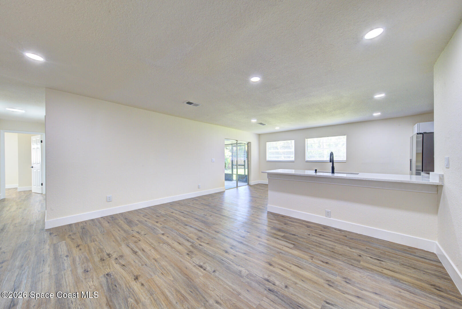 5433 Bridge Road Cocoa, FL 32927 - Photo 6 of 21 dining room & kitchen (7)