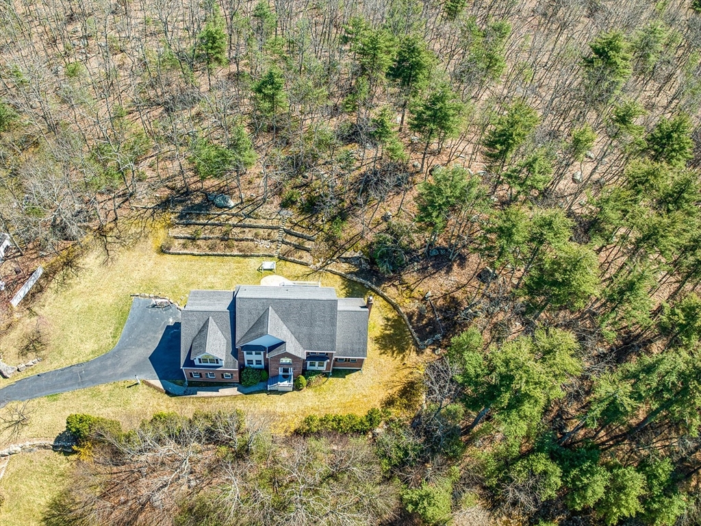 2 Greenwood Road Hopkinton, MA 01748 - Photo 37 of 39 Gallery Image 37