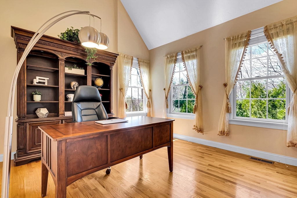 2 Greenwood Road Hopkinton, MA 01748 - Photo 8 of 39 Gallery Image 8