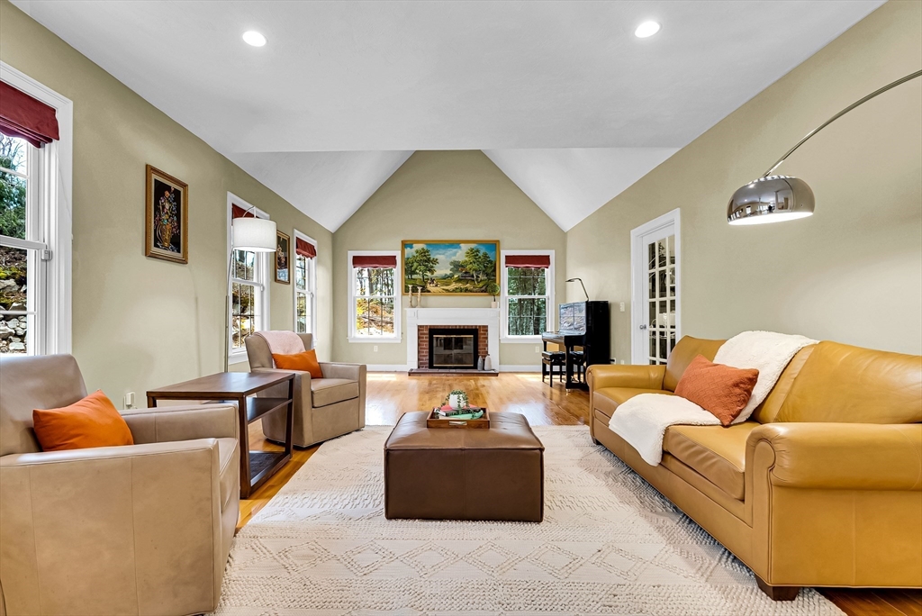 2 Greenwood Road Hopkinton, MA 01748 - Photo 9 of 39 Gallery Image 9