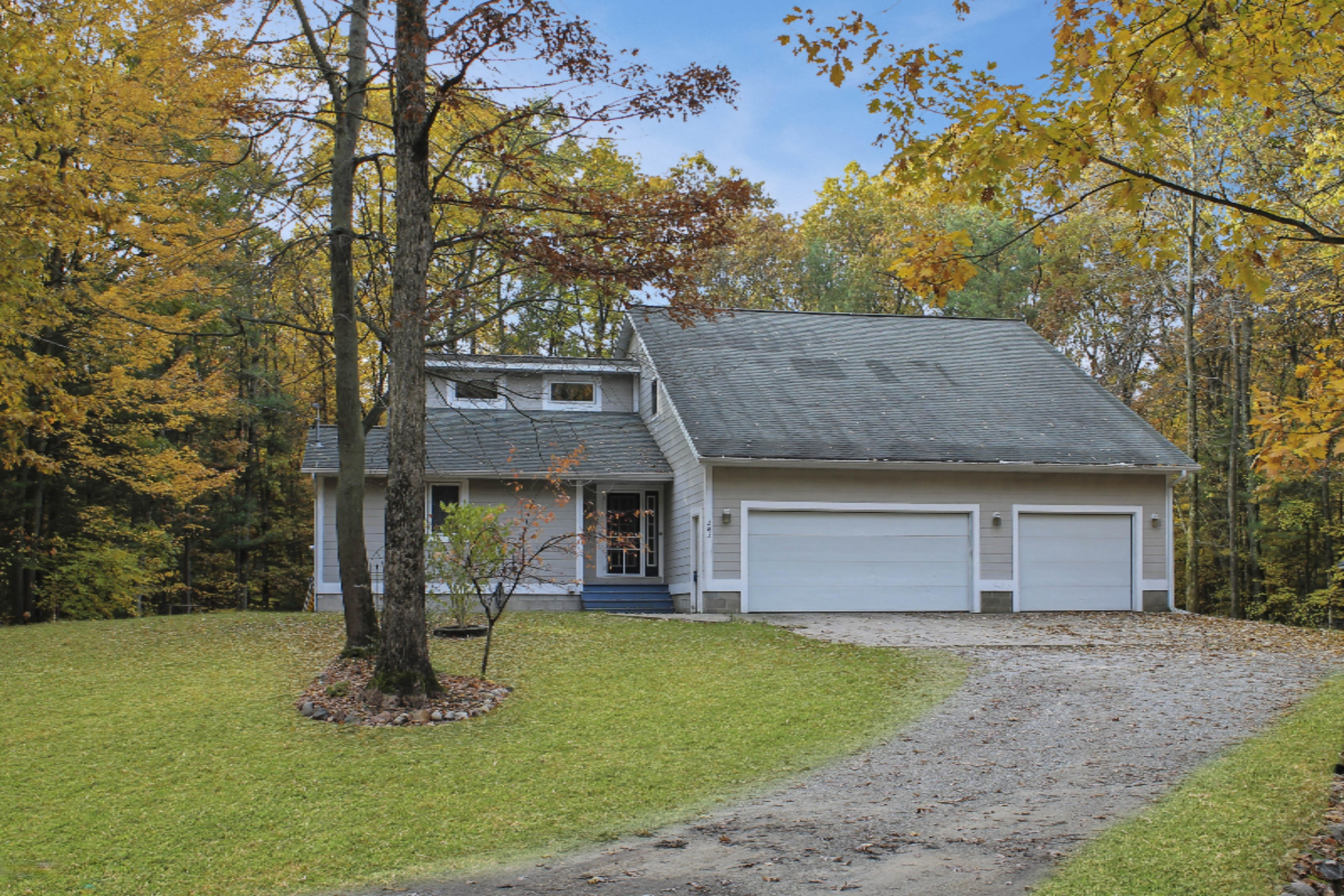 283 North Weber Road Muskegon, MI 49445 - Photo 1 of 17 Welcome Home!