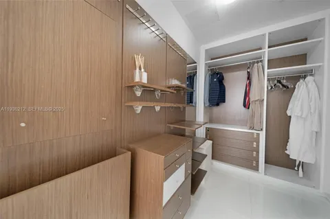 $3,595,000 | 9701 Collins Avenue, Unit 1405S, Bal Harbour, FL 33154
