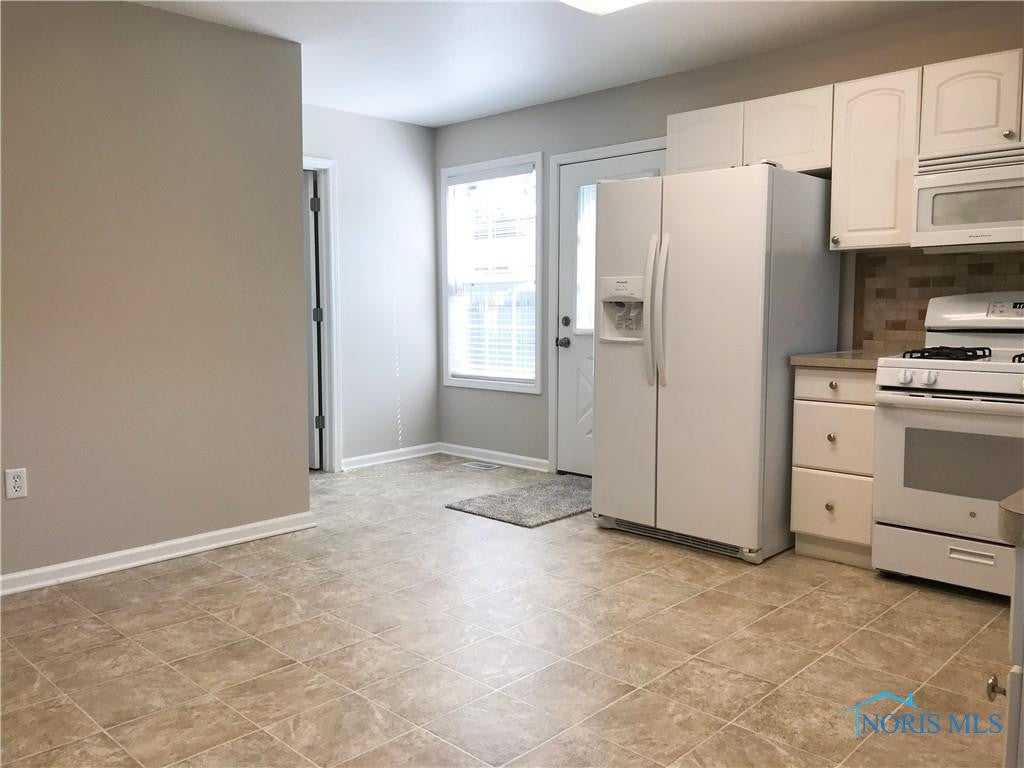 4702 Vineyard Road Toledo, OH 43623 - Photo 6 of 23 Gallery Image 6