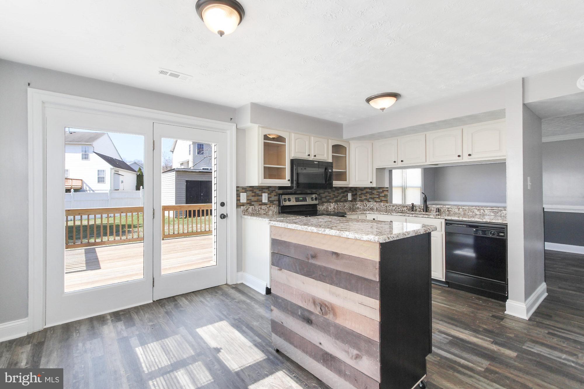 122 Laburnum Road Edgewood, MD 21040 - Photo 6 of 25 Convenient movable island