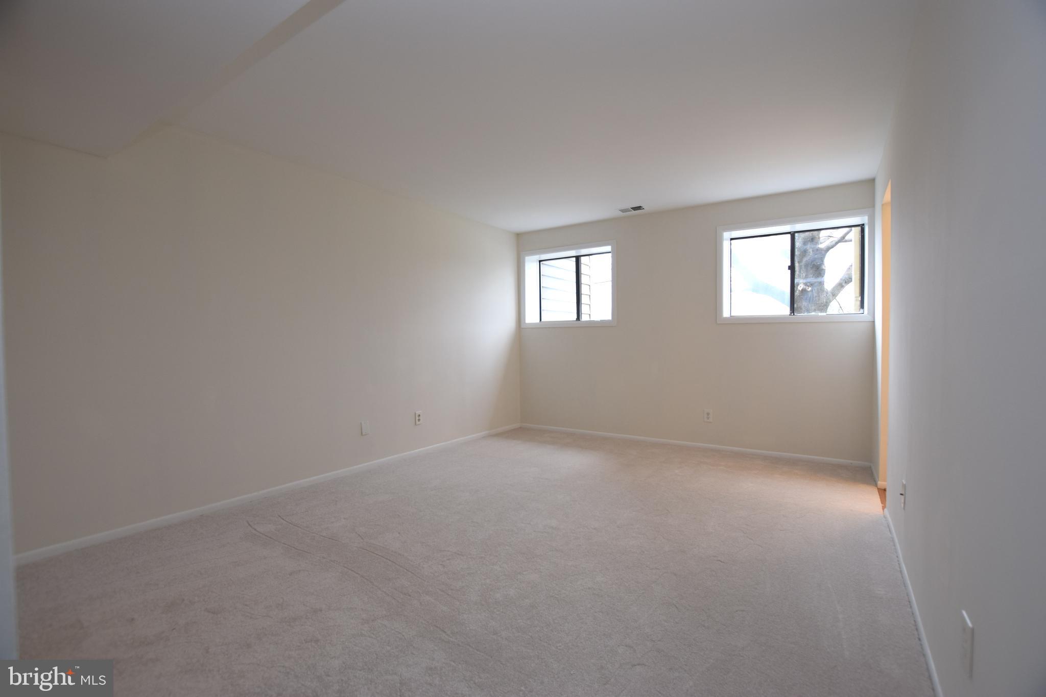 6907 Jones View Drive, Unit 1B Baltimore, MD 21209 - Photo 14 of 25 Primary Bedroom