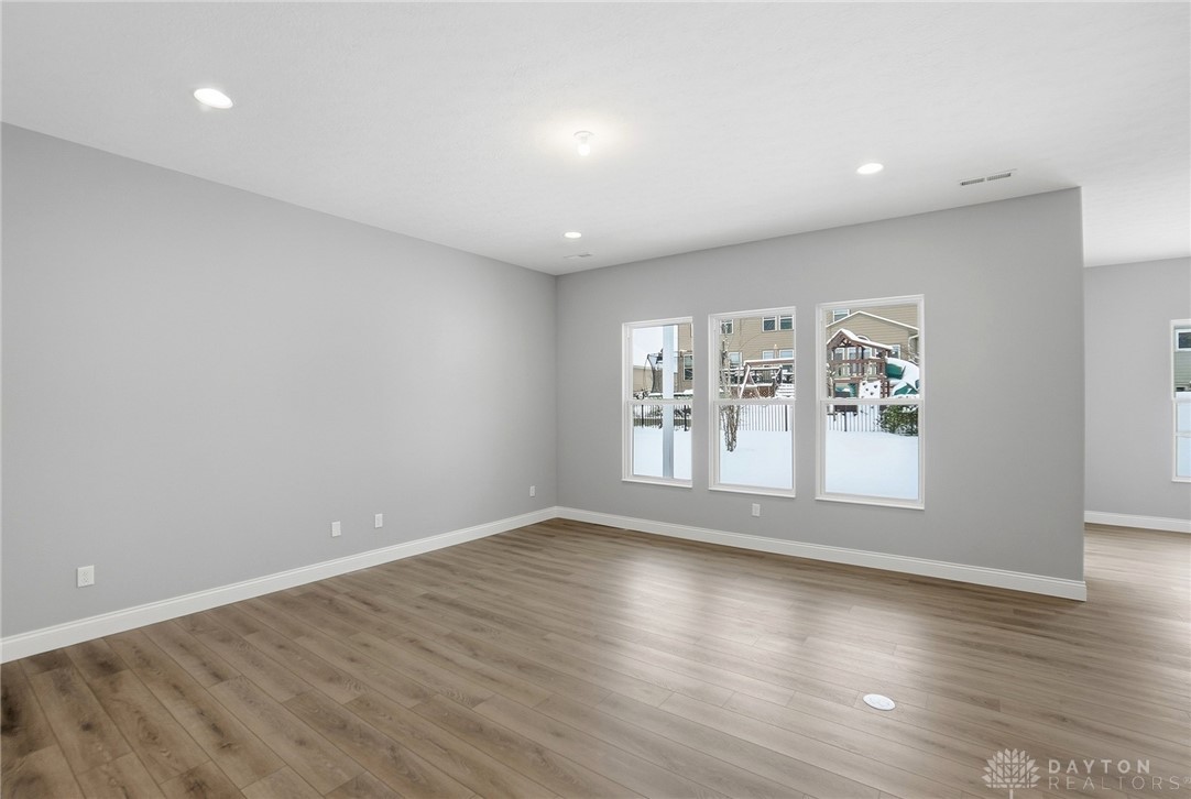889 Reeder Circle Dayton, OH 45458 - Photo 7 of 38 Gallery Image 7