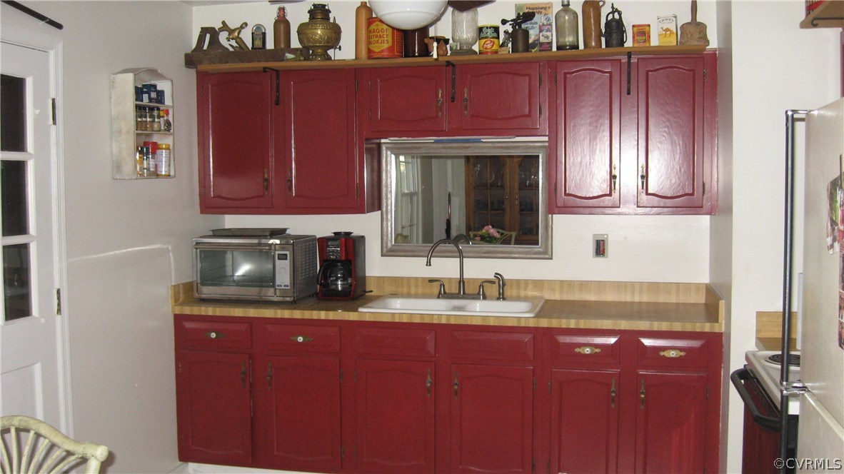1689 Mahixon Road Manquin, VA 23106 - Photo 3 of 8 Gallery Image 3
