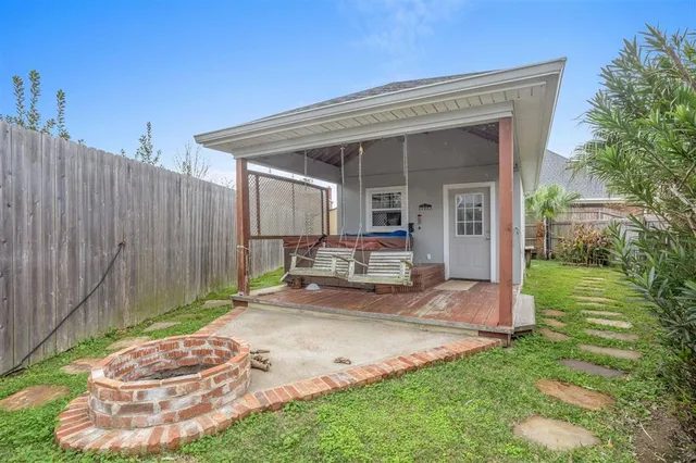 $424,500 | 3921 St Philippe Drive, Lake Charles, LA 70605