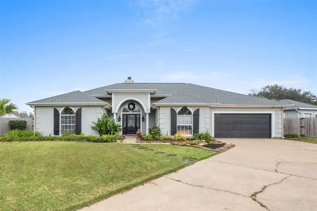 $424,500 | 3921 St Philippe Drive, Lake Charles, LA 70605