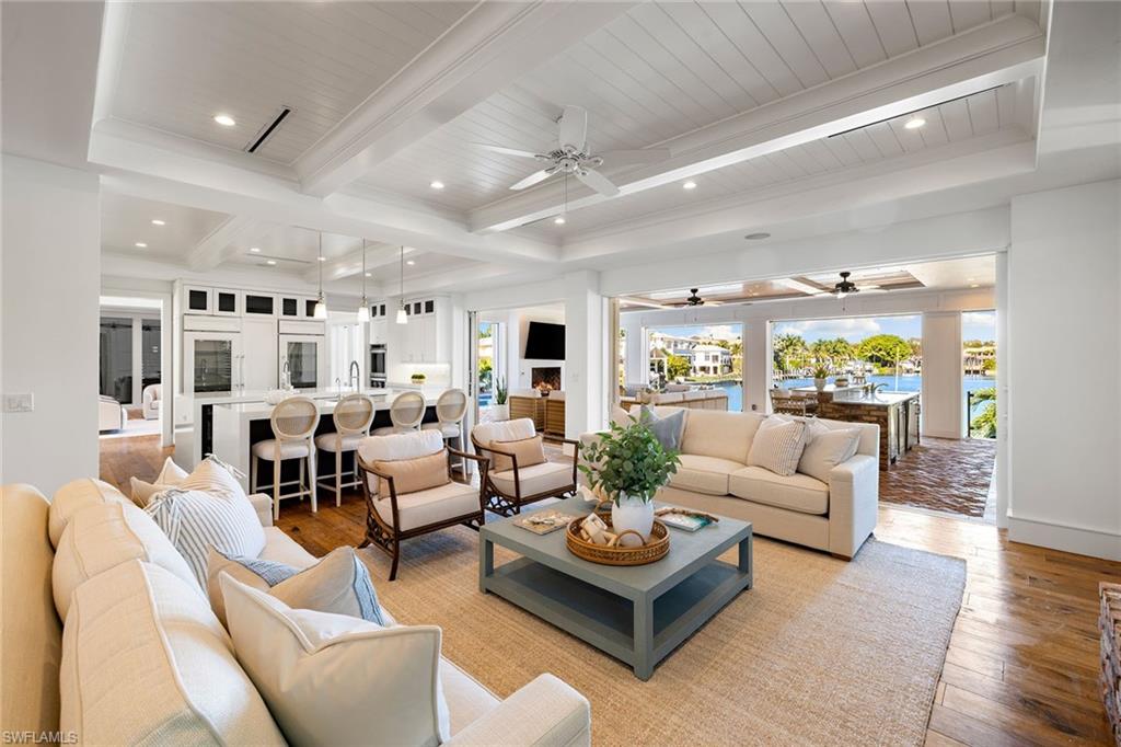 481 21st Avenue South Naples, FL 34102 - Photo 13 of 50