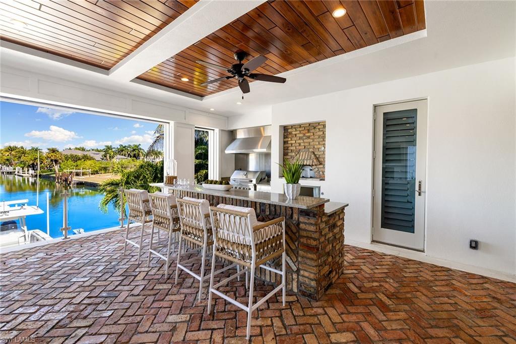 481 21st Avenue South Naples, FL 34102 - Photo 16 of 50