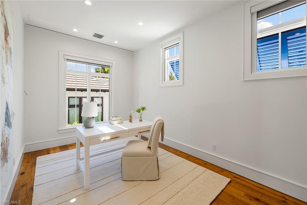 481 21st Avenue South Naples, FL 34102 - Photo 27 of 50