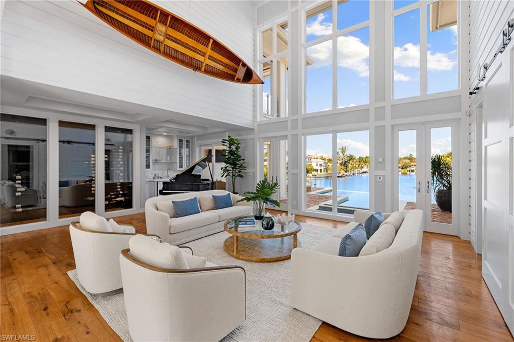 481 21st Avenue South Naples, FL 34102 - Photo 5 of 50