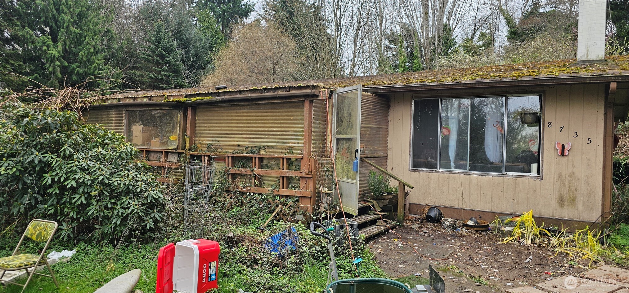8735 Southwest Van Olinda Road Vashon, WA 98070 - Photo 1 of 11 Gallery Image 1