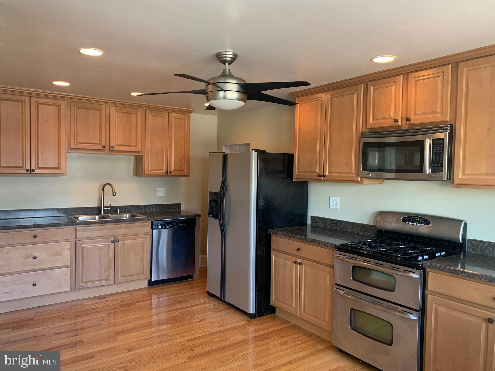 5350 Gainor Road Philadelphia, PA 19131 - Photo 18 of 27 2nd Floor Rear Bedroom2