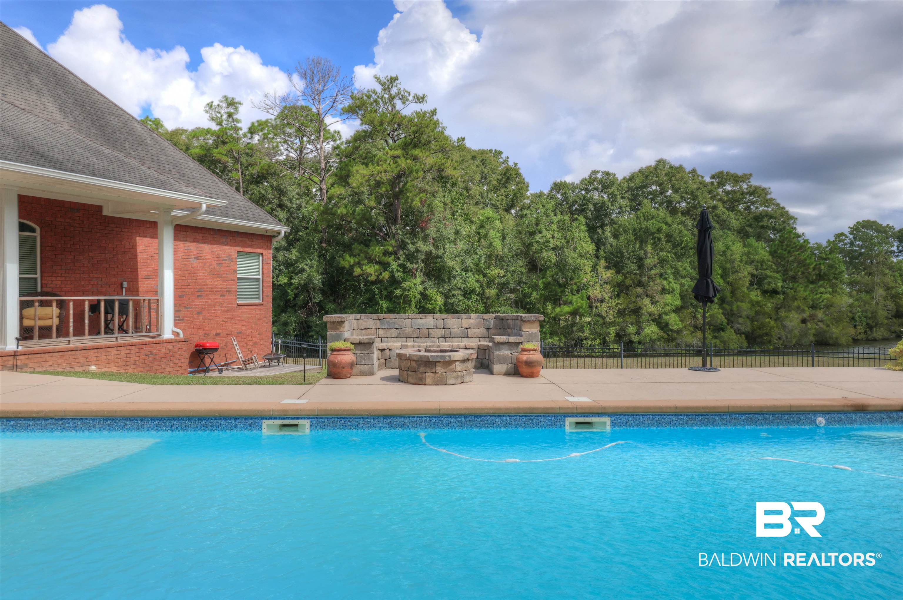 5565 Dawes Lane Theodore, AL 36582 - Photo 31 of 38 View of swimming pool