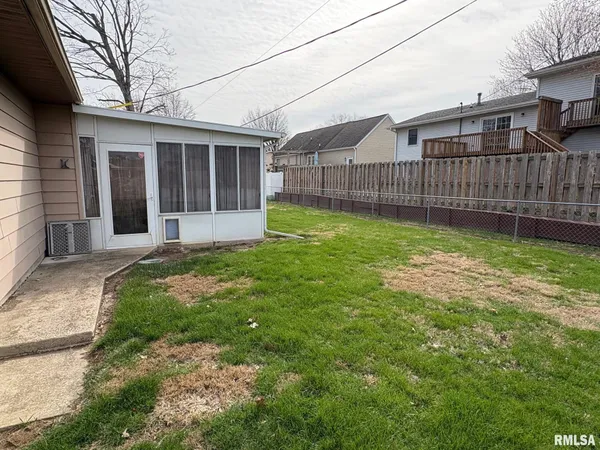 $137,500 | 1013 Coronado West, South Jacksonville, IL 62650