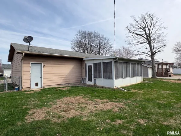 $137,500 | 1013 Coronado West, South Jacksonville, IL 62650