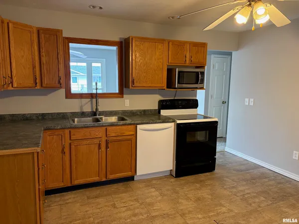 $137,500 | 1013 Coronado West, South Jacksonville, IL 62650