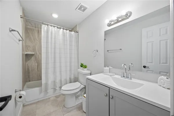 $300,000 | 2350 Valley Drive, Apopka, FL 32703