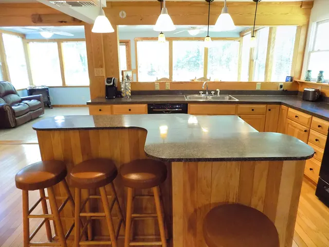 $532,500 | 6370 Shilelagh Oaks Parkway, Ravenel, SC 29470