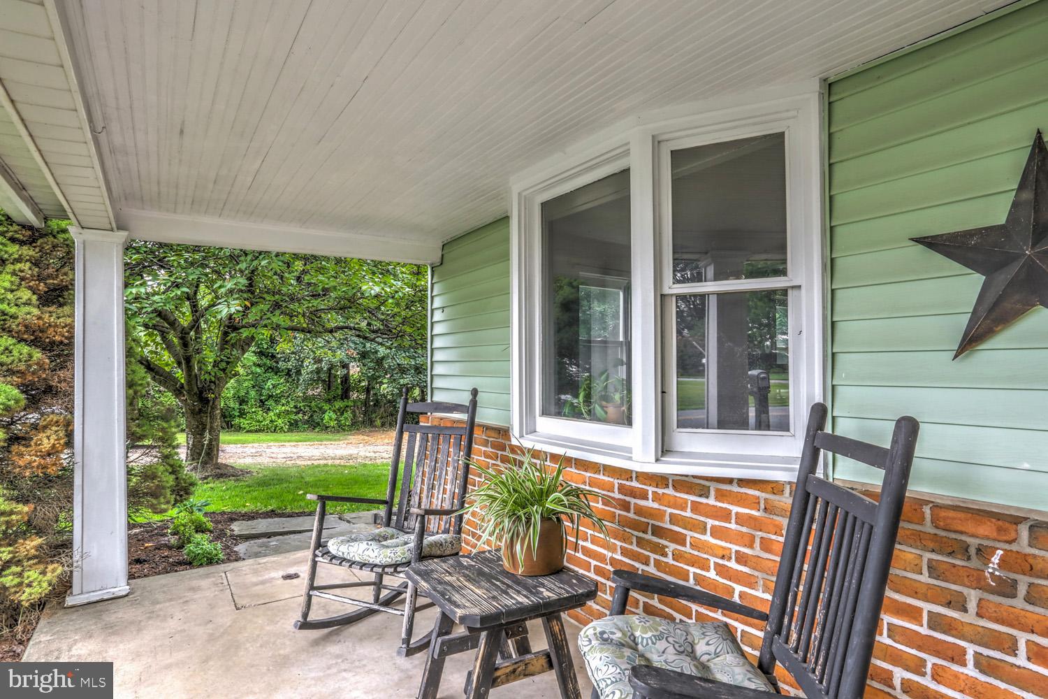 148 Snavely Mill Road Lititz, PA 17543 - Photo 3 of 37