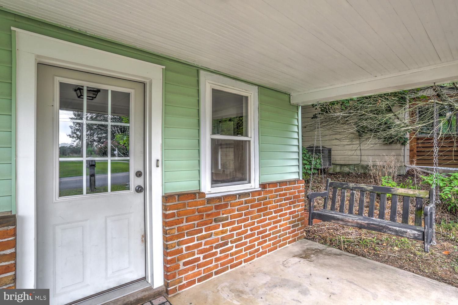 148 Snavely Mill Road Lititz, PA 17543 - Photo 4 of 37