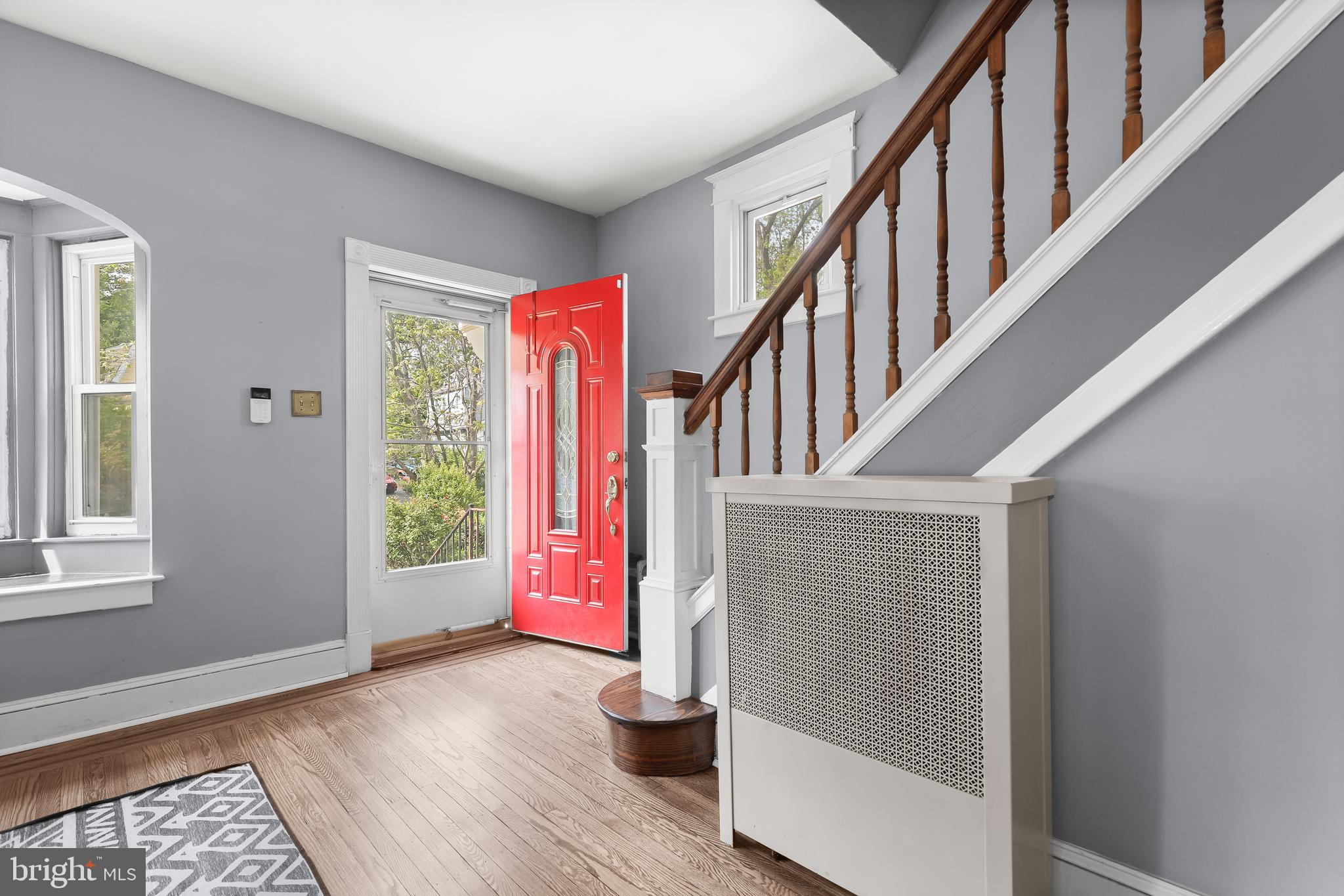 5319 Wendley Road Baltimore, MD 21229 - Photo 2 of 44 Entrance