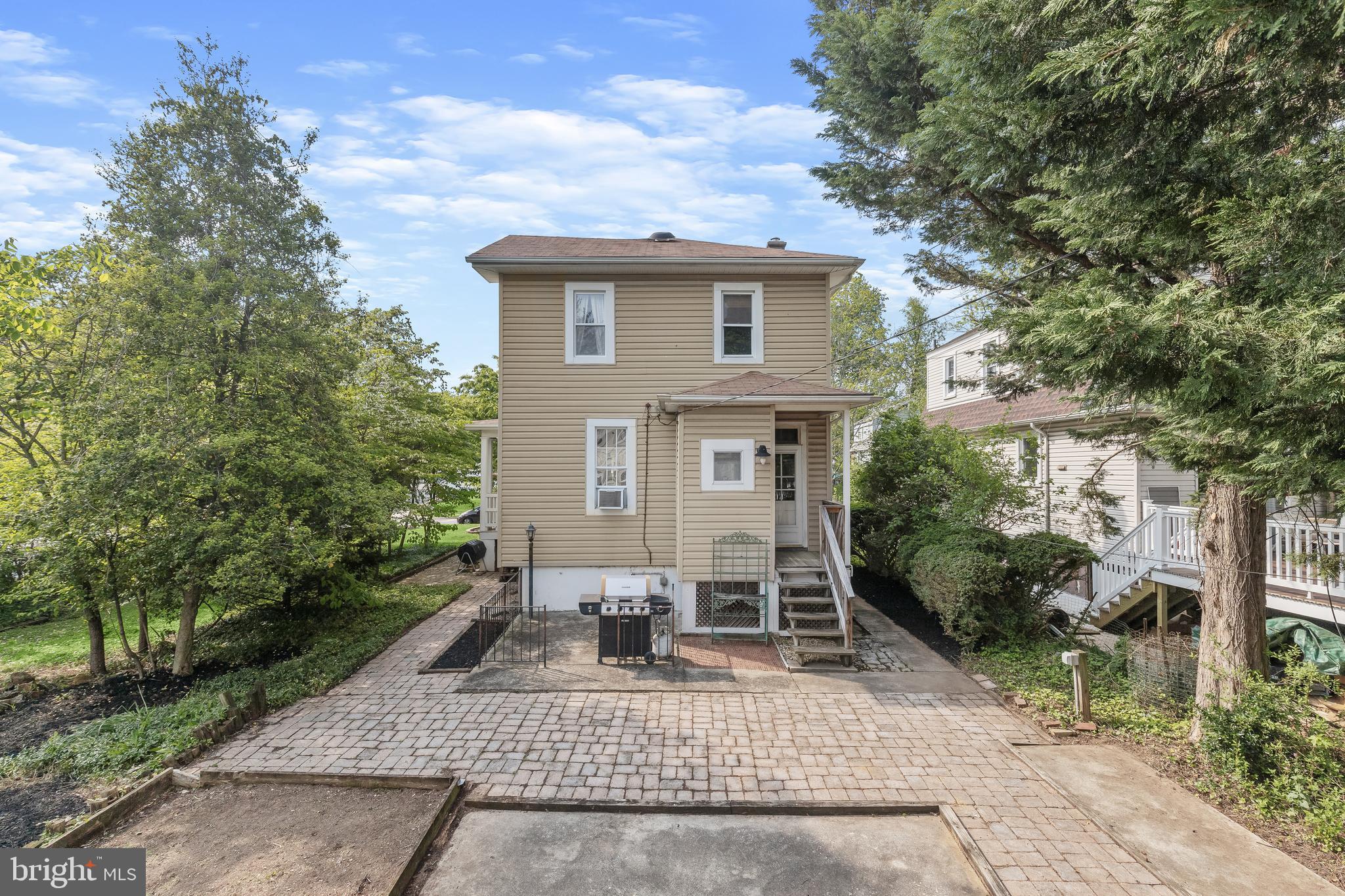 5319 Wendley Road Baltimore, MD 21229 - Photo 26 of 44 Rear Yard