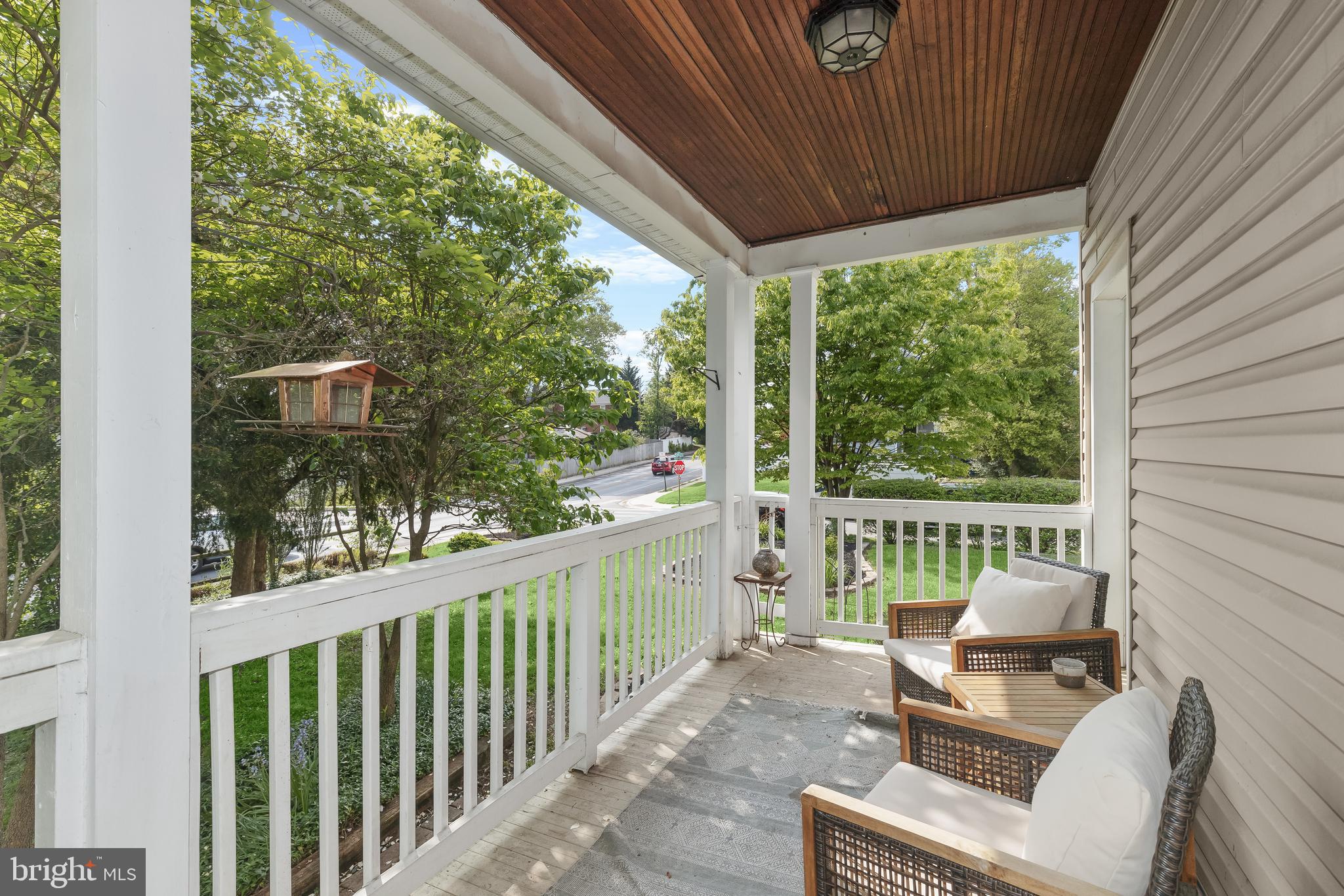 5319 Wendley Road Baltimore, MD 21229 - Photo 30 of 44 Side Porch