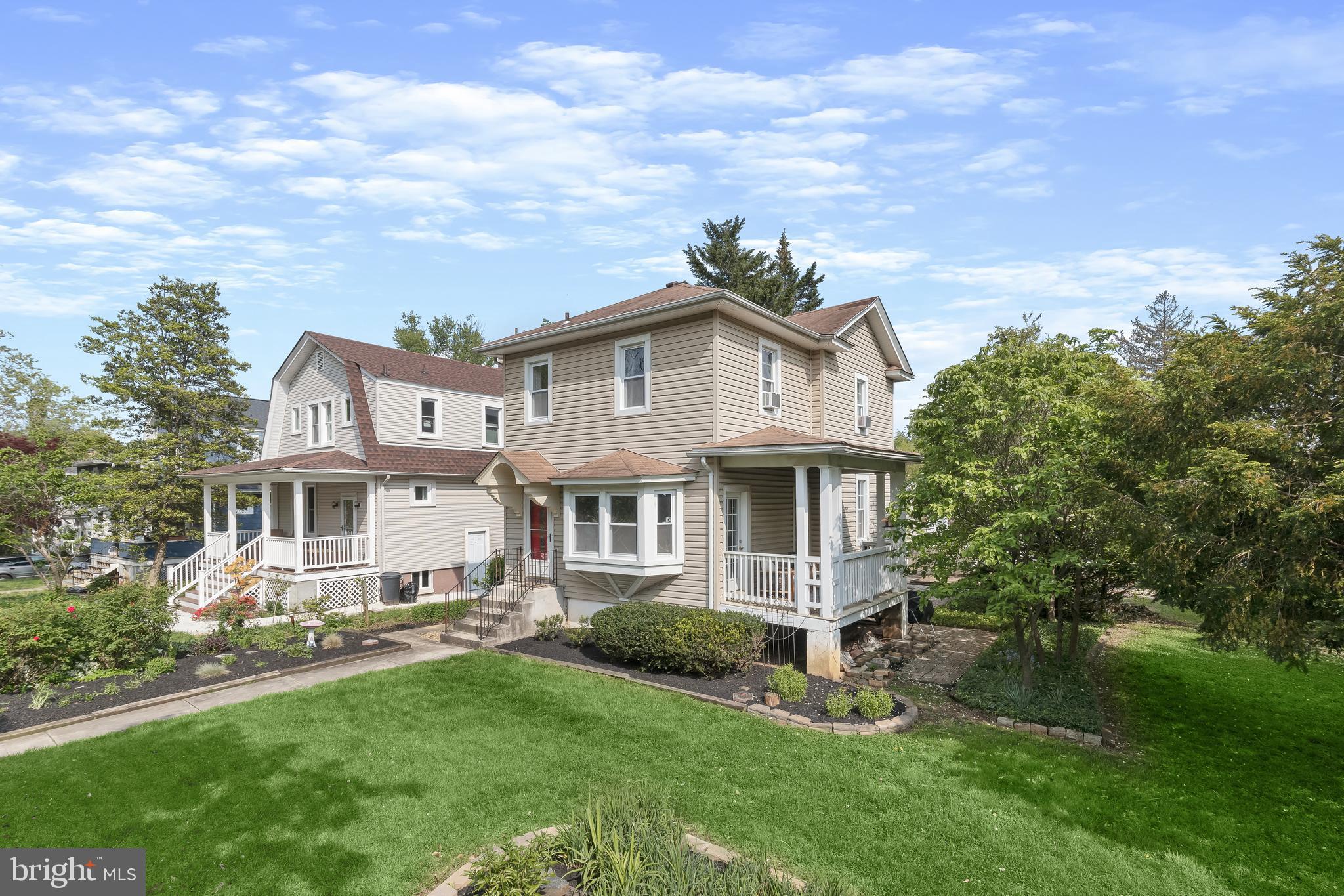 5319 Wendley Road Baltimore, MD 21229 - Photo 36 of 44 Front Yard