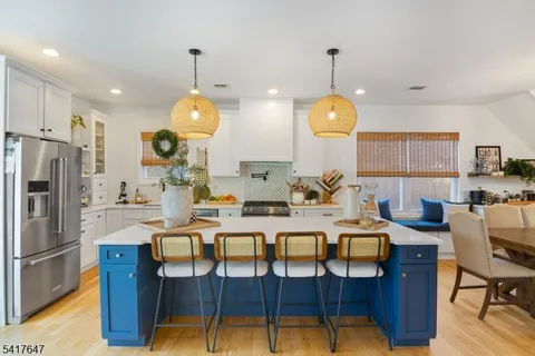 $750,000 | 9 Apache Trail, Rockaway, NJ 07866